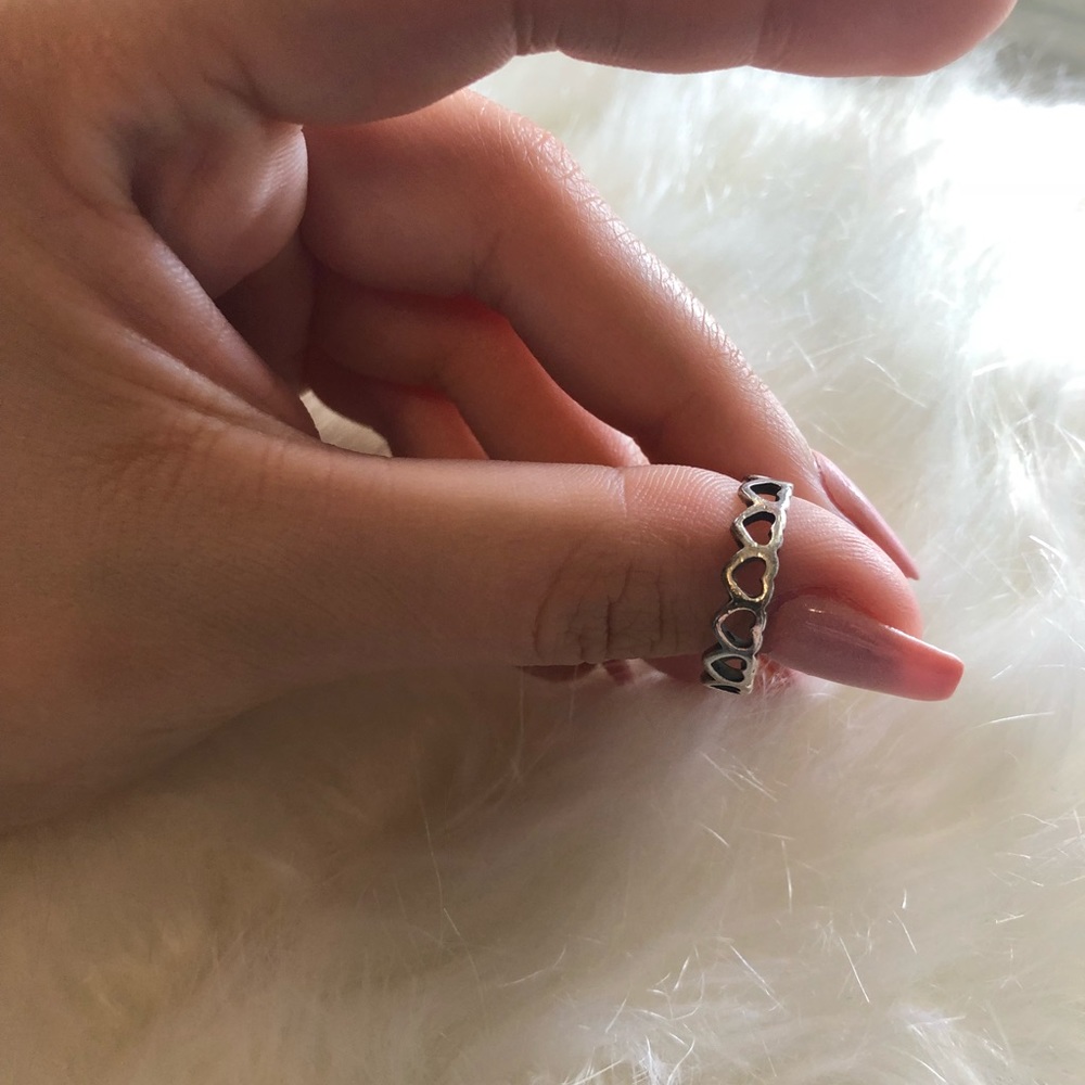 ✨JAMES AVERY RING✨